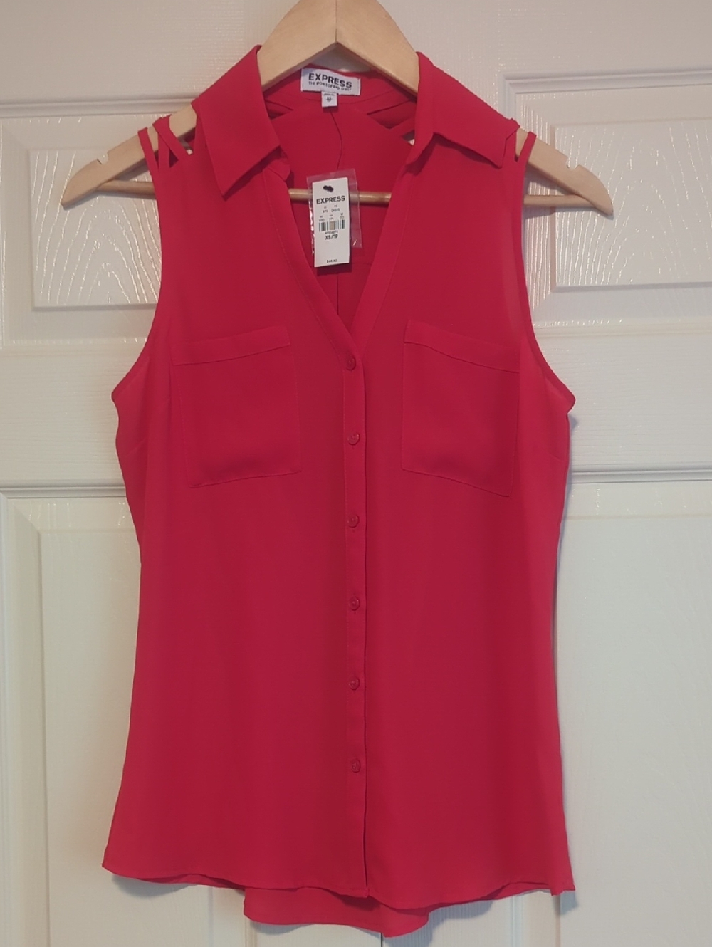 Express Portofino Sleeveless Red Button-Down Blouse